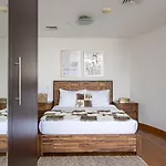 Higuests - Unique Studio Interior With Stunning Views In Difc
